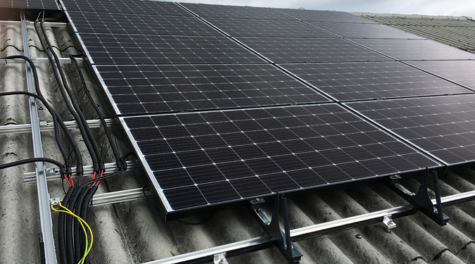 Bau der Photovoltaikanlage